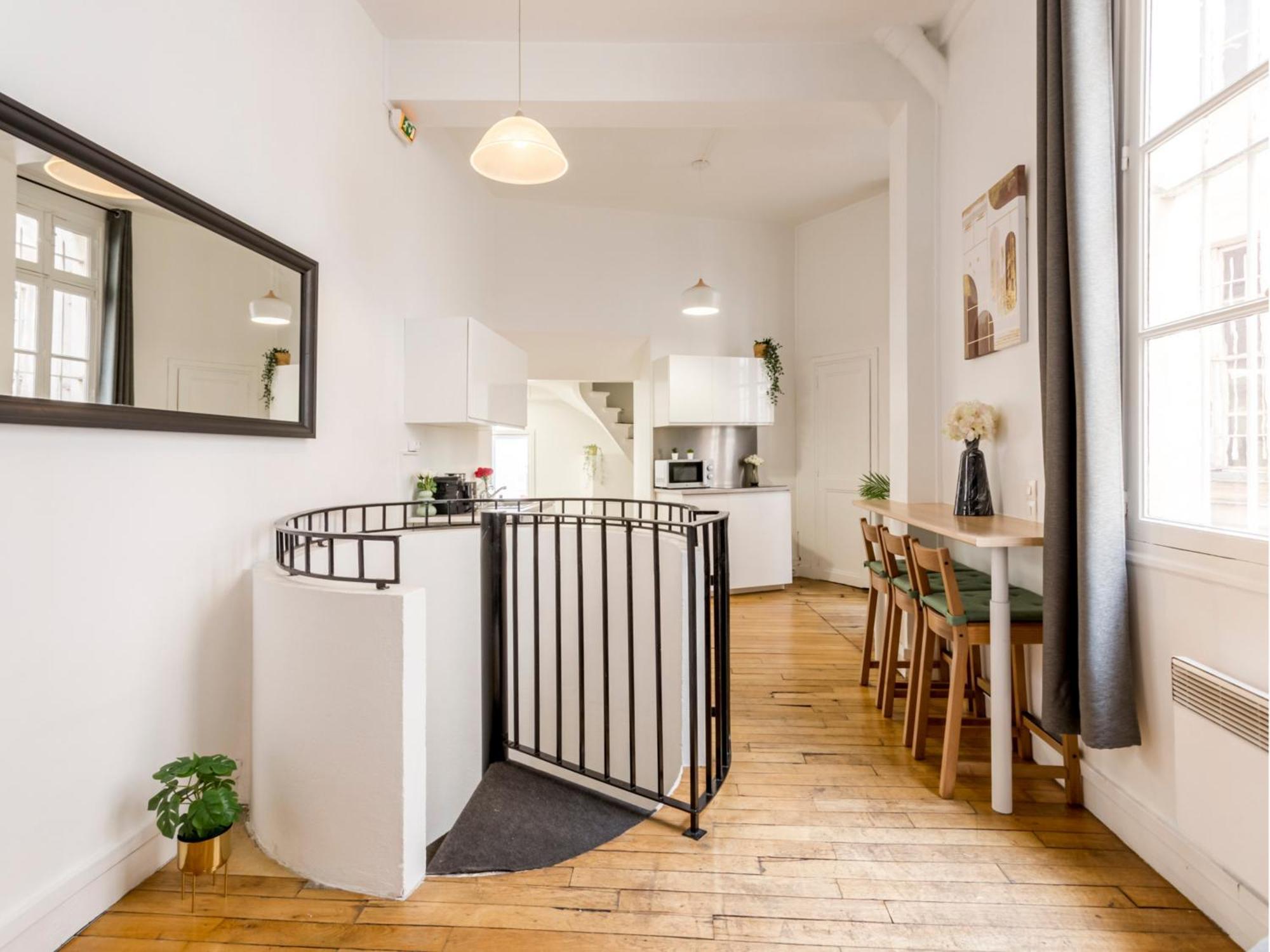 Cosy 3 bedrooms apartment with bathrooms - Louvre Parijs Buitenkant foto