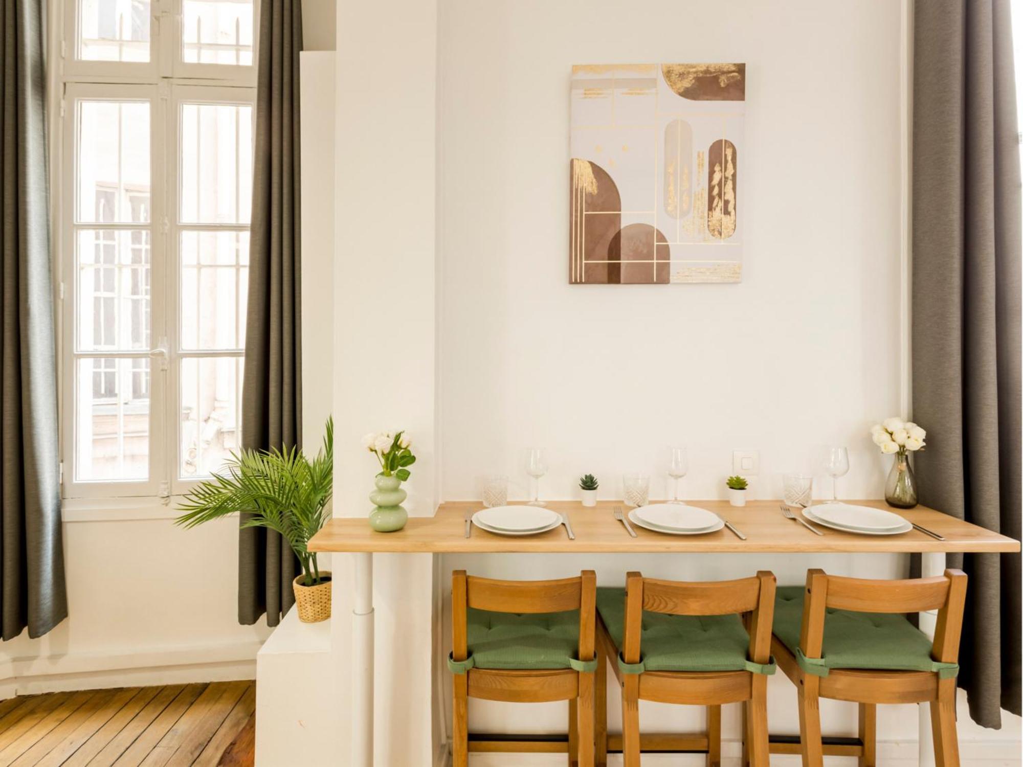 Cosy 3 bedrooms apartment with bathrooms - Louvre Parijs Buitenkant foto
