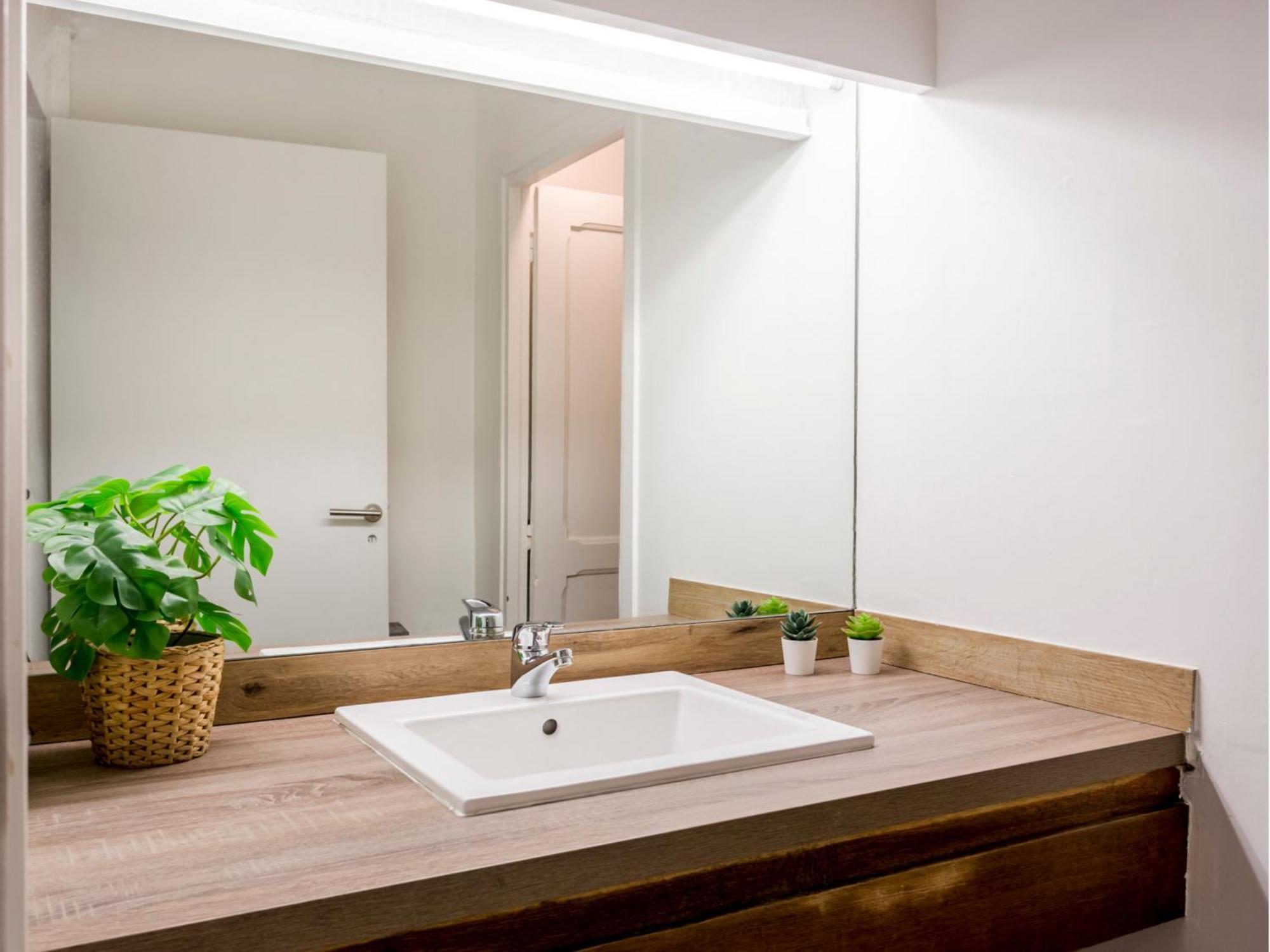 Cosy 3 bedrooms apartment with bathrooms - Louvre Parijs Buitenkant foto